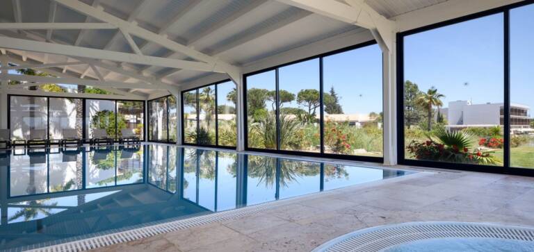 hotel-vilamoura-indoor-pool-view-service